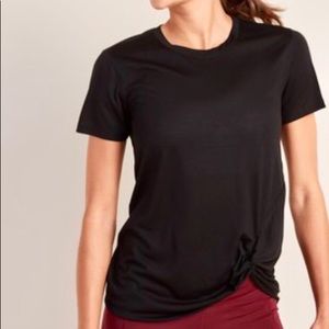 Old Navy active twist hem black tee in size L